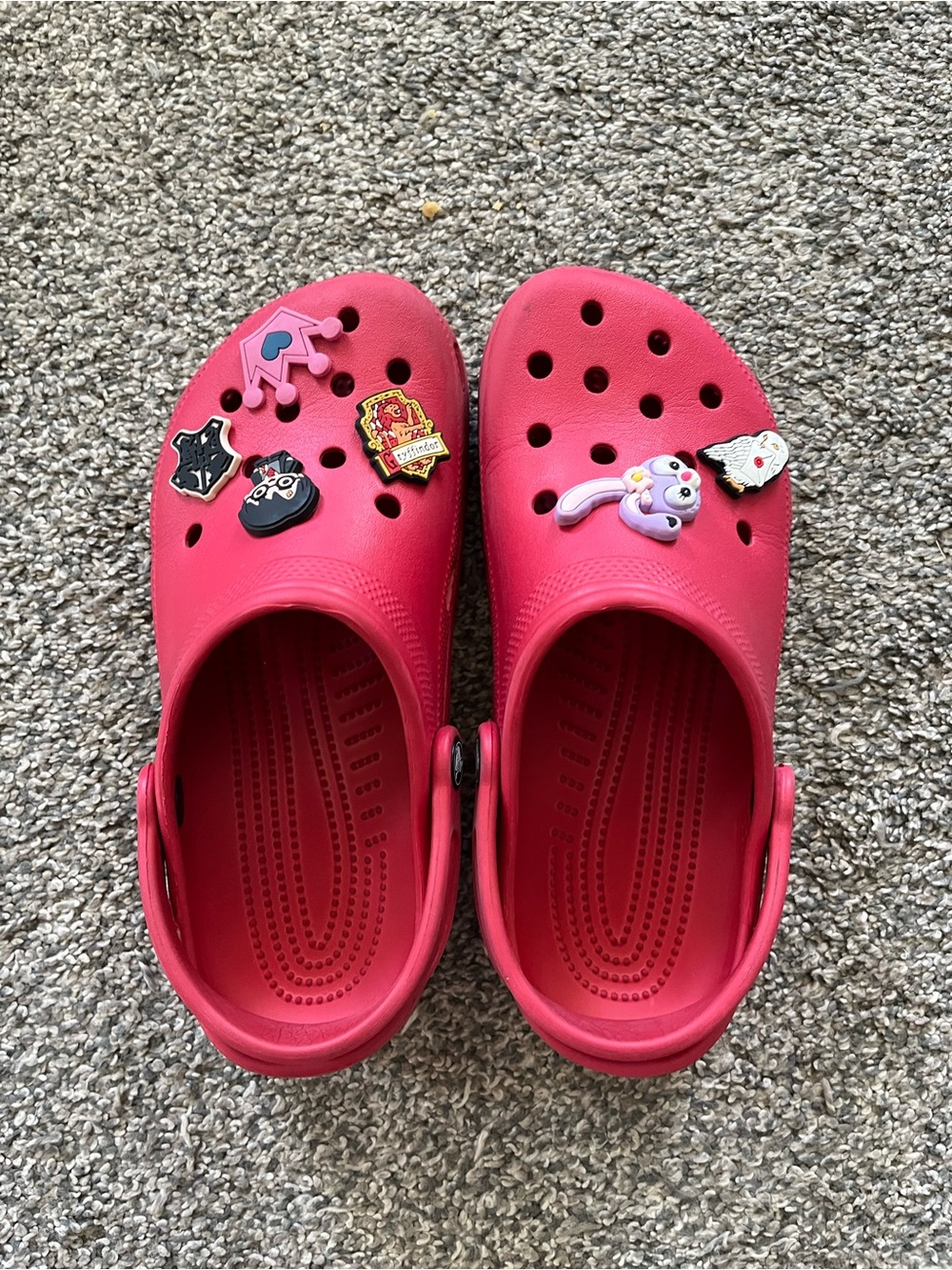 CROCS Women’s size 6/ men’s size 8. Classic Clogs. Red with Jibbitz Charm